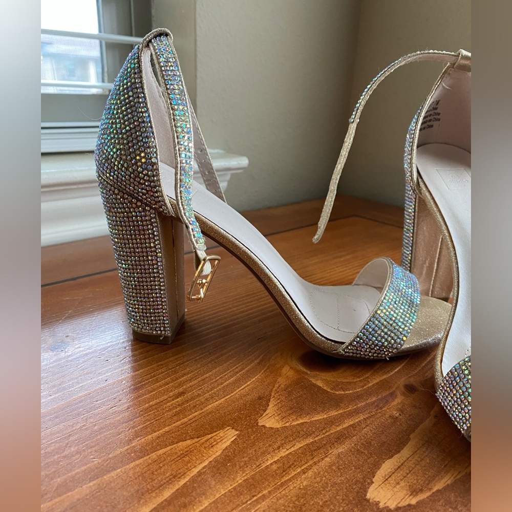 David’s bridal heels